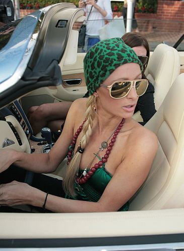 Paris Hilton nago (zdjęcia!)