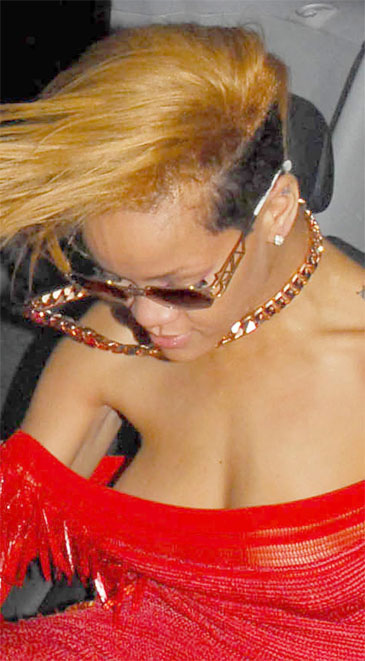 Rihanna lubi duże penisy!
