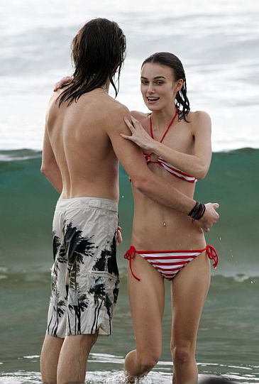 Kate Moss topless!
